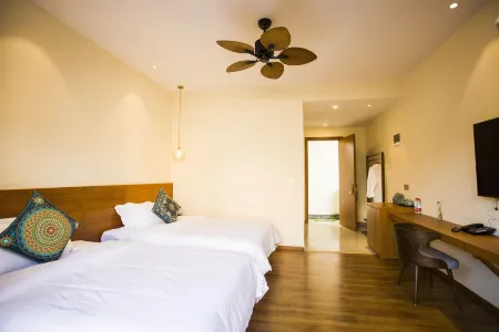 Shishe Retreat · Manghuang Village Scenic Area, Mangshi Отели в г. Мангши