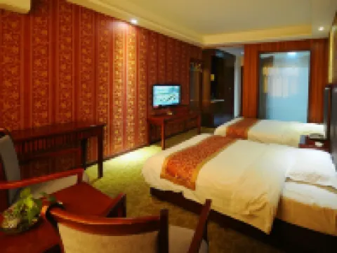 Baodi Hotel, Luxian County Hotels in Jiang County