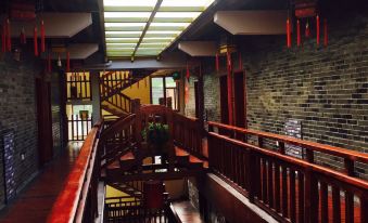 Songpan Ziyun Mountain Residence Inn (Songpan Chuanzhusi Bus Center Store)