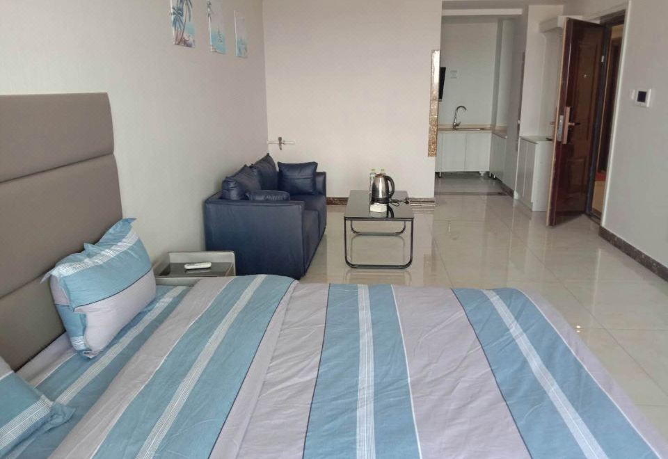 Jiaozhou Haiyue Apartment Hotel