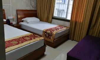 Wushan Xiaoli Business Hotel