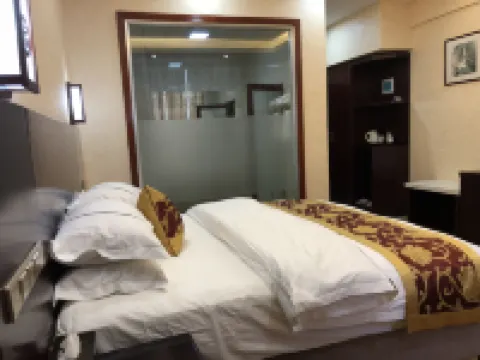 Shidian Yalitai Hotel