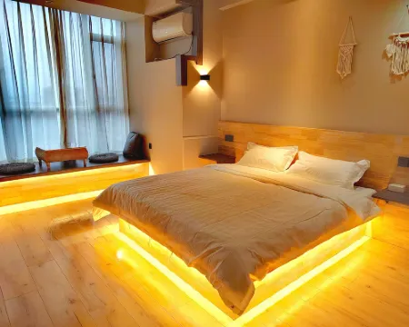 Laizhou Jinhe Light Luxury Hotel (Wantong Building Materials Wholesale Market) Hotels in Laizhou