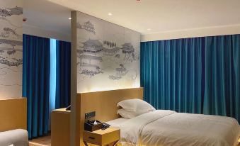 Home Inn Ruibai Cloud Hotel (Xinyang Huaibin Minzheng Road Branch)