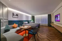 Manguan Hotel (Jinan High-tech Wanda Qilu Software Park Subway Station)