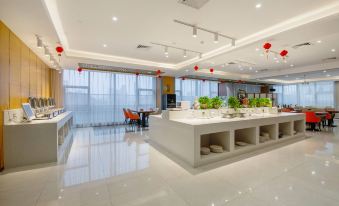 Shanshui Yuntian Holiday Hotel