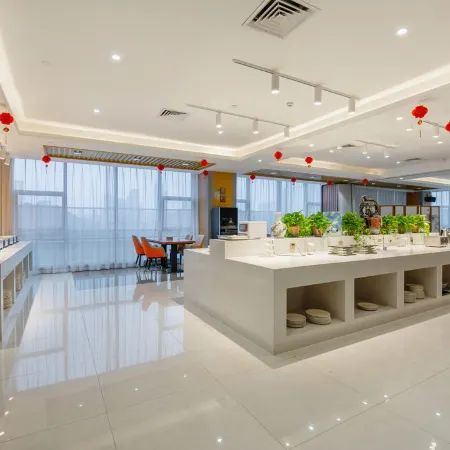Shanshui Yuntian Holiday Hotel
