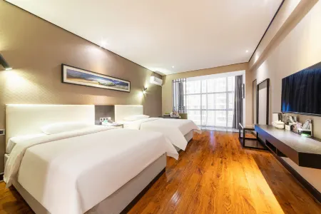 Xingyi Bast Dreamland Hotel Отели рядом с достопримечательностью «Pingdong Square»