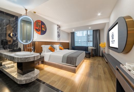 화성 호텔 (하이커우 이룽 서로 치로우 올드 스트리트 지점)