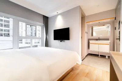 Zigong Fanglin Hotel (Fantawild Dino Kingdom) Hotels in Da'an District