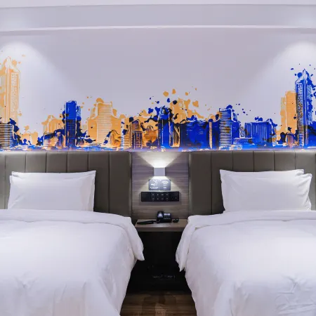 7Days Inn Hotel (Xinmin Liaohe Dajie Zhanqian Square)