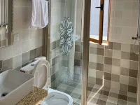 Fengcheng Homeland Hotel