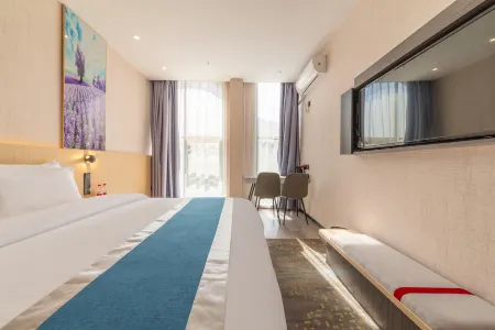 Shangyue Hotel (Ganzhou Economic and Technological Development Zone International Enterprise Center) Отели рядом с достопримечательностью «Jiangxi Vocational College of Environmental Engineering (Dongjiangyuan Campus)»