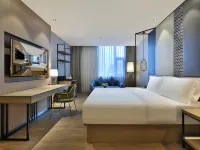 Orange Hotel (Baoding East Railway Station Branch) Hotels in de buurt van Baoding University