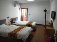 Suining Qianxuan Hotel