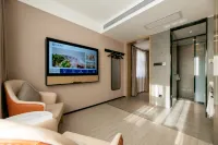 Starway Hotel (Xi'an Jiaotong University · Xingqing Palace) Отели в г. Сиань