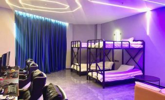 Xinyi Houlang E-sports Hotel