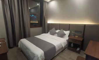 Funing Litai Business Hotel