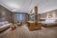 Orange hotels in Yingtan City Jiangnan Avenue store the letter