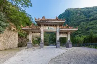 Jianshan Youth Hotel (Huashan Scenic Area)