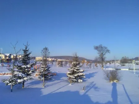 Yichun Wengxinyuan Family Guesthouse Отели рядом с достопримечательностью «Народное правительство Тунг-Ван»