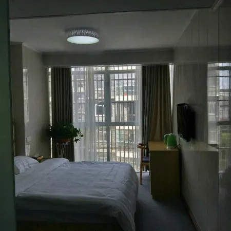 Lu'an Yijian Hotel