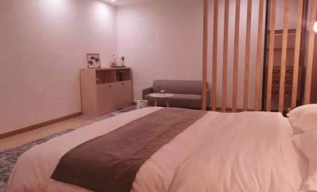 Qingya Hotel, South Guizhou - Housity
