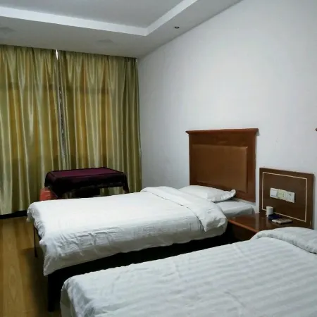 Ningdu Lujia Business Hotel
