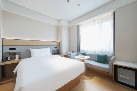 JI Hotel (Dandong Railway Station)