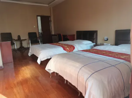 Yanchuan Qinglong Business Hotel Отели рядом с достопримечательностью «Huanghe Shequ Guojia Dizhi Park»