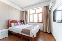 π Hotel (Yichun Qingshan Street)