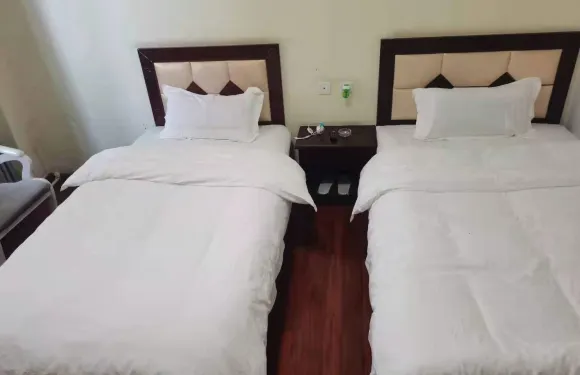 古縣錦鴻商務快捷酒店