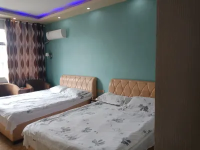 Liupanshui lvanju Business Hotel 옌두구전/암각고진 주변 호텔