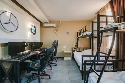 Lixin Orange E-sports Hotel