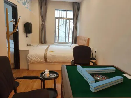 Lezhi Junyu Hotel Отели рядом с достопримечательностью «Tonglv Passenger Transport Terminal»