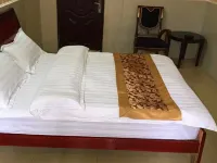 Red star apartment Hotels near Sanshui Railway Station