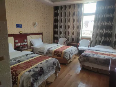 Azhu Hotel