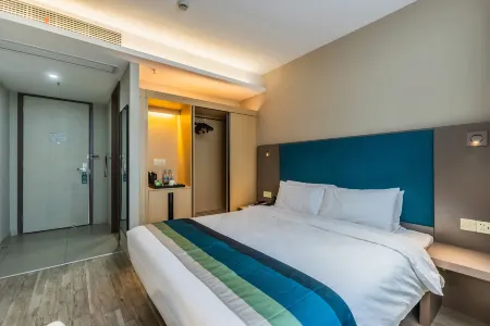 Homeinn Selected Hotel (Changzhou Zouqu Taifu Times Square Lingjiatang Logistics Center) Отели рядом с Аэропорт Чанчжоу