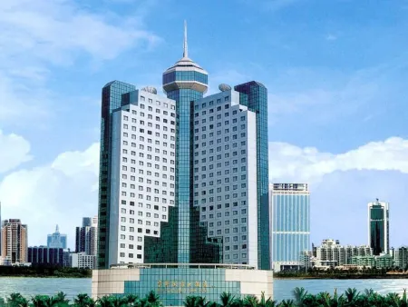 Baohua Harbor View Hotel