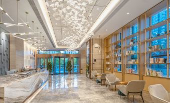 Atour Hotel (Baoji Administration Center, High-speed Railway South Station)