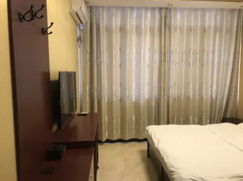 Neixiang Yunshu Hotel