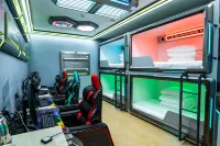 Anshun New World E-sports Hotel - Esports