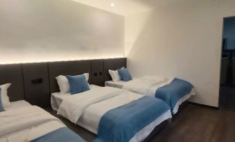 Zhongjiang Language Wind E-sports Hotel