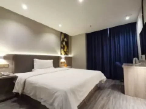 7 Days Premium Hotel (Shijiazhuang Shuishang Park Gaozhu Subway Station) Hotels near Pilu Temple