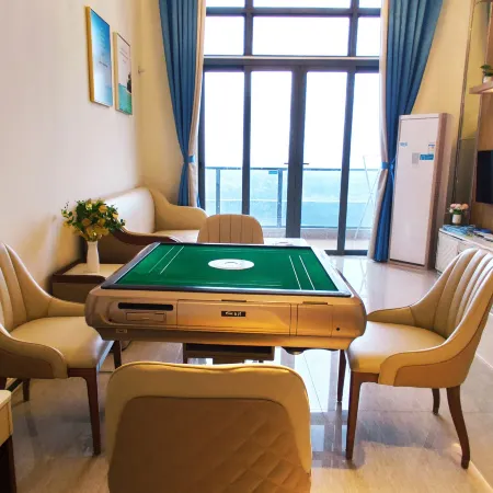 Yijia Boutique Suite Apartment (Haihua Island)
