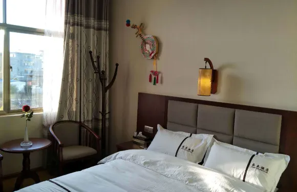 牟定豪泰主題酒店