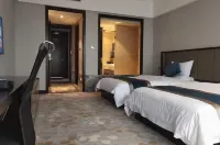 Yinhong Business Boutique Hotel