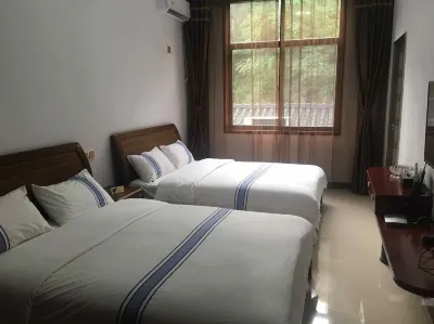 Taoyuan Shuangquan Homestay Hotel in zona Taohuayuan Ancient Town