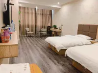 Lingbao Shijia Hotel (Huimeijia Supermarket)