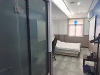 Hengshan Alien E-sports Internet Cafe Hotel Hotels in Hengshan